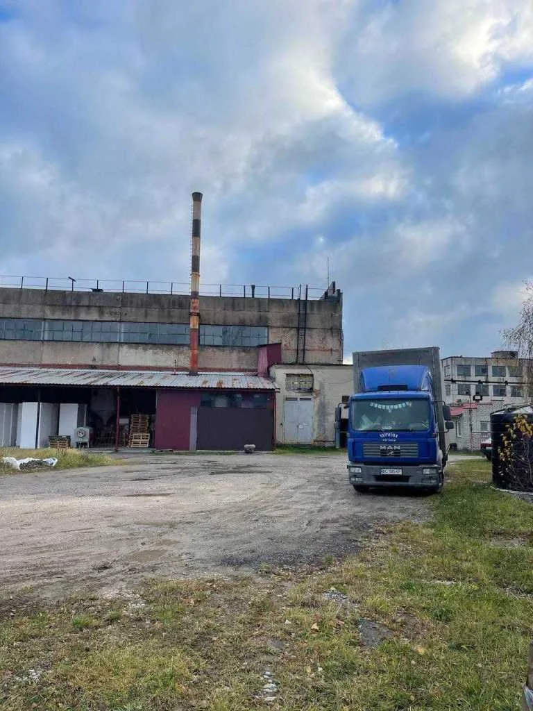 продаж виробничі приміщення Яворівський, Шкло, 600000 $