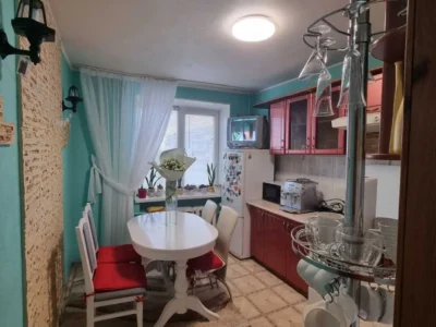 продаж 3-к квартира Білоцерківський, Біла Церква, 78000 $