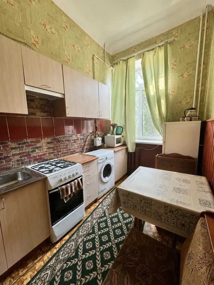 продаж 1-к квартира Білоцерківський, Біла Церква, 41000 $