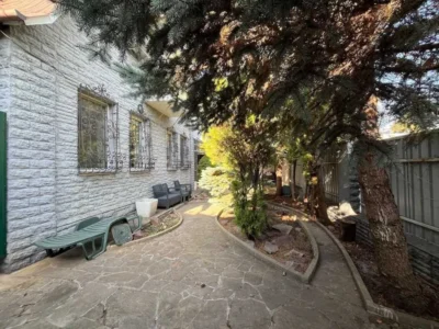 продаж 4-к будинок Київ, Шевченківський, 197000 $