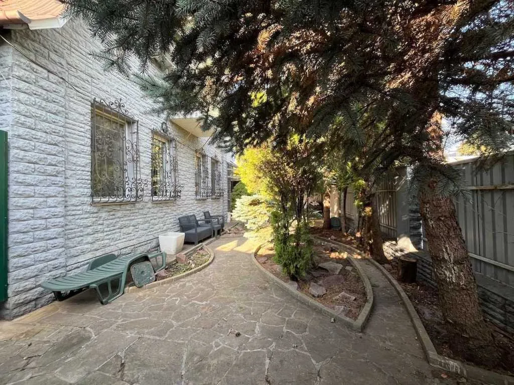 продаж 4-к будинок Київ, Шевченківський, 197000 $