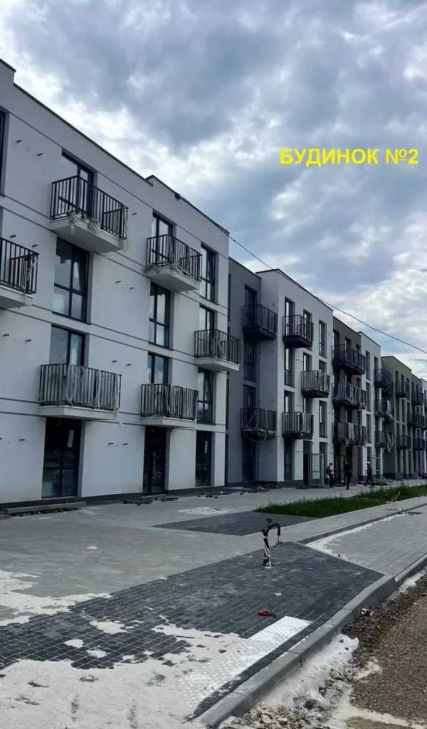 продаж 2-к квартира Львів, Залізничний, 55999 $