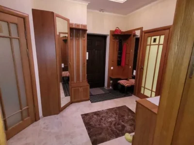 довгострокова оренда 3-к квартира Київ, Шевченківський, 32000 грн./міс.