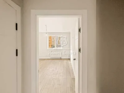 продаж 2-к квартира Києво-Святошинський, Софіївська Борщагівка, 93500 $