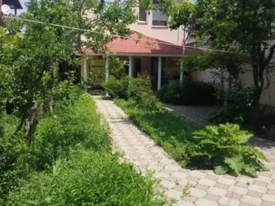 довгострокова оренда 5-к будинок Одеса, Київський, 800 $/міс.