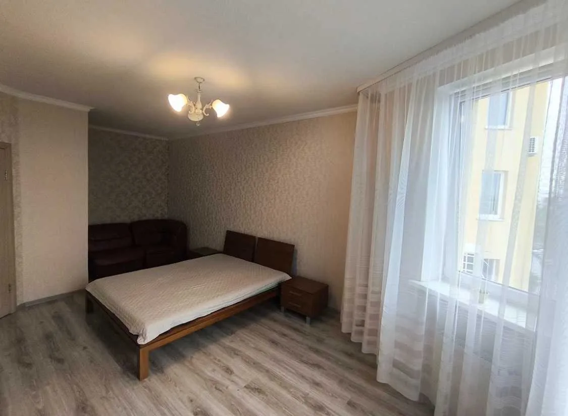 продаж 1-к квартира Києво-Святошинський, Софіївська Борщагівка, 71000 $