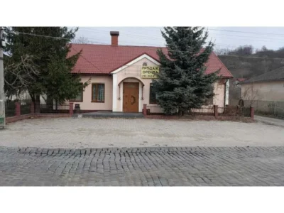 продаж приміщення вільного призначення, будівлі Чортківський, Чортків, 2244900 грн.