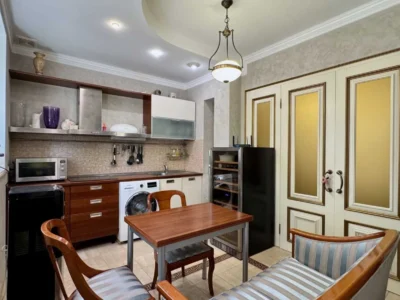 продаж 4-к квартира Київ, Печерський, 260000 $