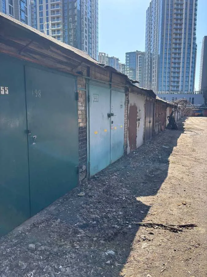 продаж місце в гаражному кооперативі Київ, Печерський, 5200 $