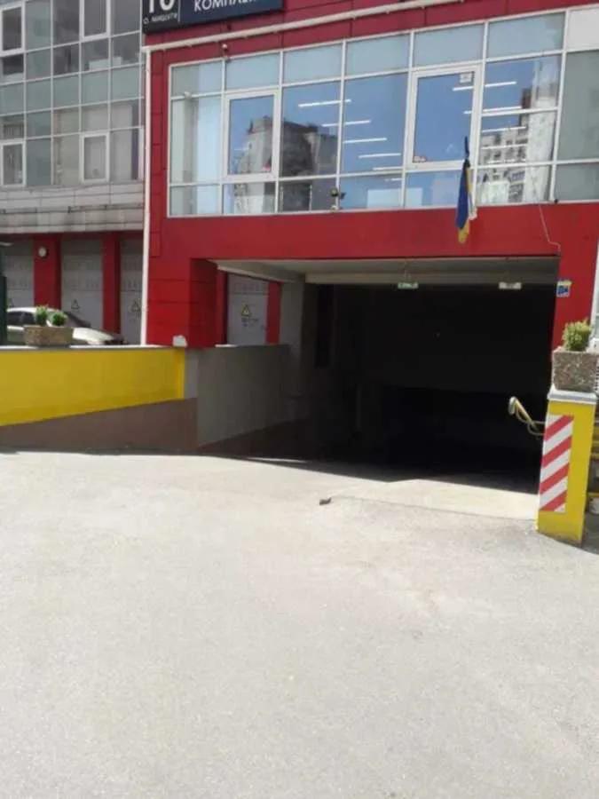 продаж підземний паркінг Київ, Дарницький, 25000 $
