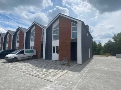 продаж 4-к таунхаус Києво-Святошинський, Гореничі, 76999 $