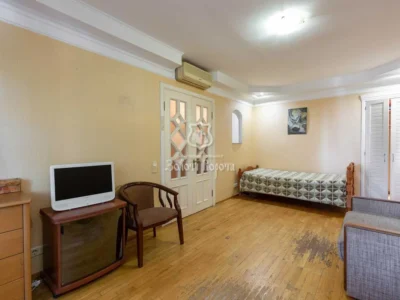 продаж 1-к квартира Київ, Печерський, 68000 $