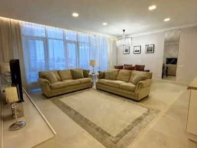 довгострокова оренда 3-к квартира Київ, Печерський, 1800 $/міс.