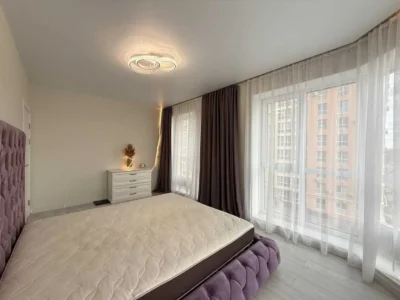 продаж 3-к квартира Києво-Святошинський, Софіївська Борщагівка, 106000 $