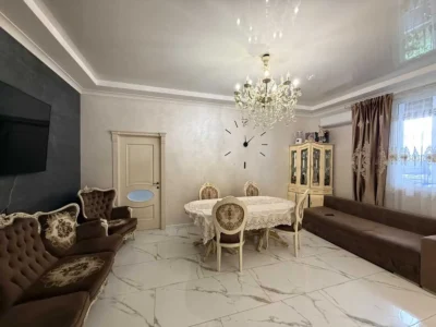 продаж 3-к квартира Свалявський, Свалява, 132989 $