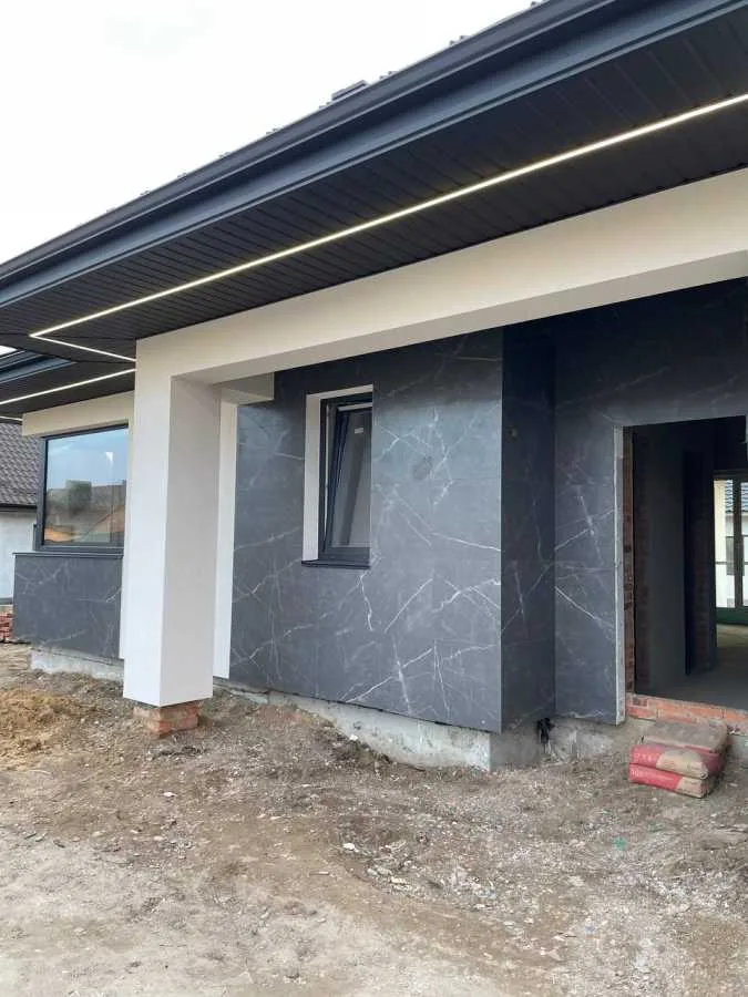 продаж 4-к будинок Рівне, 129900 $