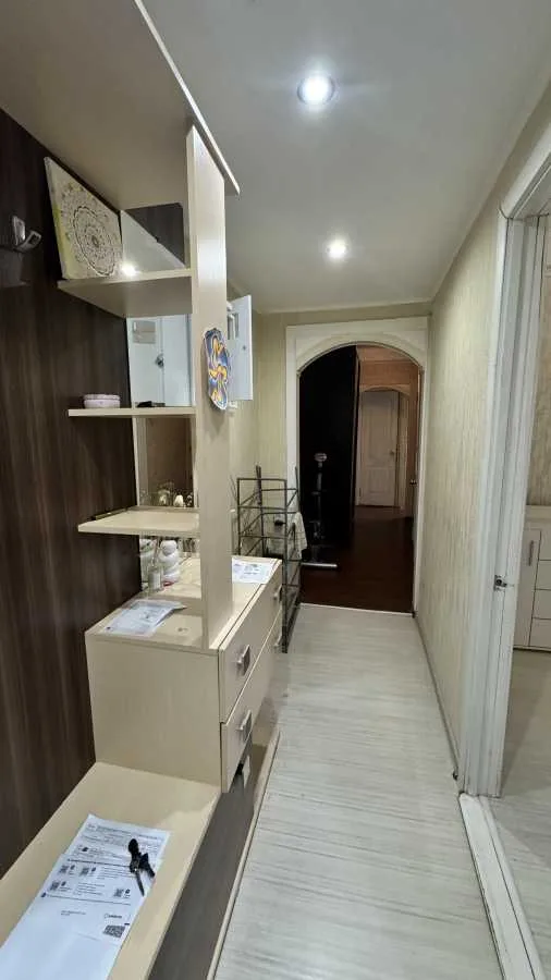 продаж 3-к квартира Київ, Дніпровський, 53700 $