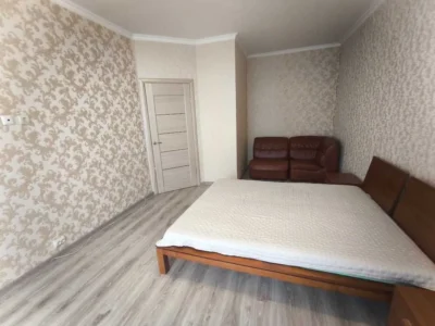 продаж 1-к квартира Києво-Святошинський, Софіївська Борщагівка, 71000 $
