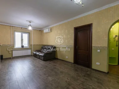 продаж 3-к квартира Київ, Дарницький, 69500 $