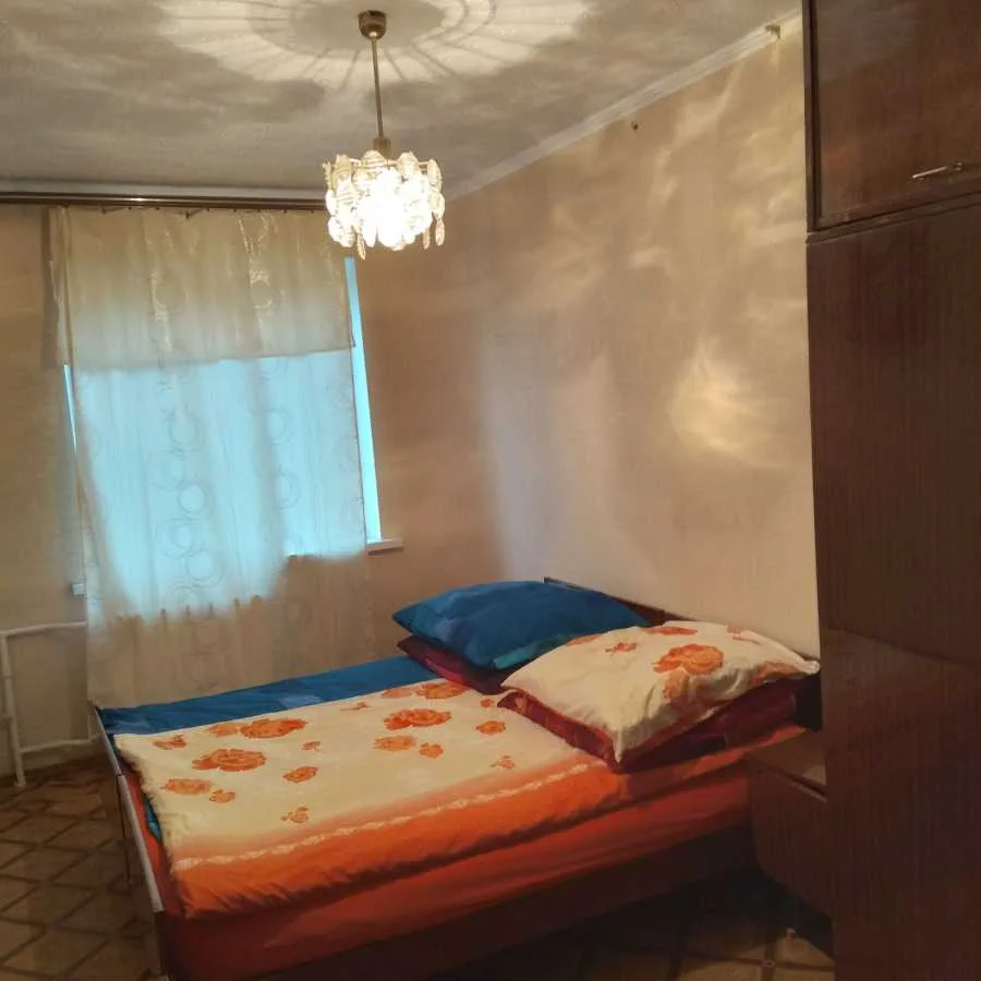 подобова оренда 2-к квартира Криворізький, Кривий Ріг, 700 грн./добу