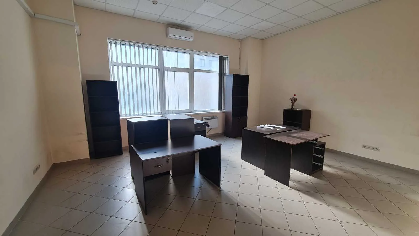 довгострокова оренда офісне приміщення Київ, Голосіївський, 4000 $/міс.