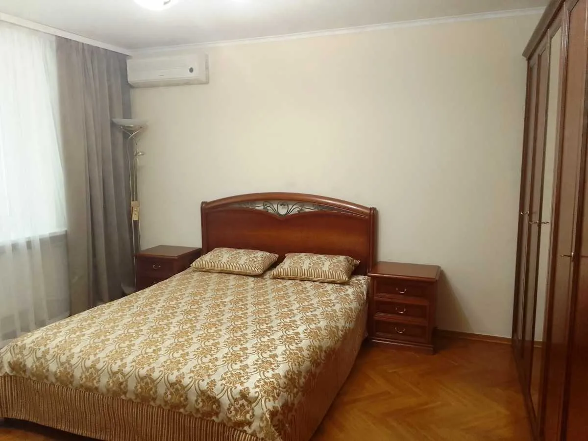 довгострокова оренда 4-к квартира Київ, Шевченківський, 40000 грн./міс.