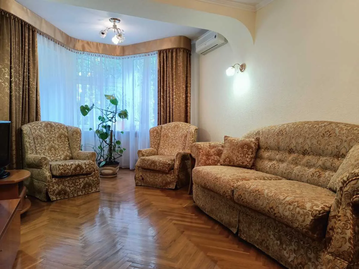 довгострокова оренда 4-к квартира Київ, Шевченківський, 40000 грн./міс.