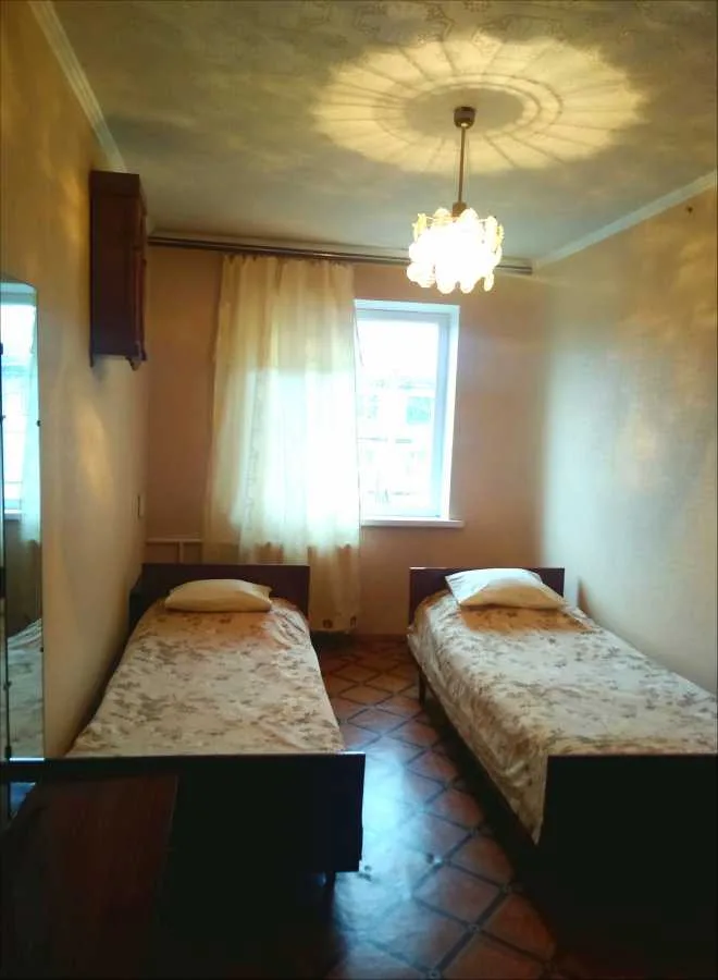 подобова оренда 2-к квартира Криворізький, Кривий Ріг, 700 грн./добу