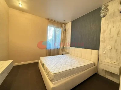 довгострокова оренда 4-к квартира Київ, Печерський, 1600 $/міс.