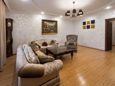 продаж 3-к квартира Київ, Подільський, 215000 $