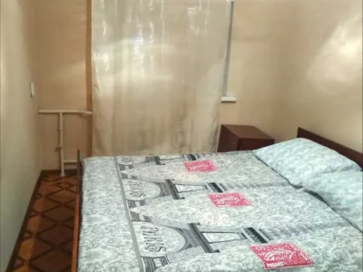 подобова оренда 2-к квартира Криворізький, Кривий Ріг, 700 грн./добу