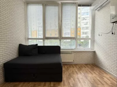 продаж 2-к квартира Києво-Святошинський, Крюківщина, 98000 $