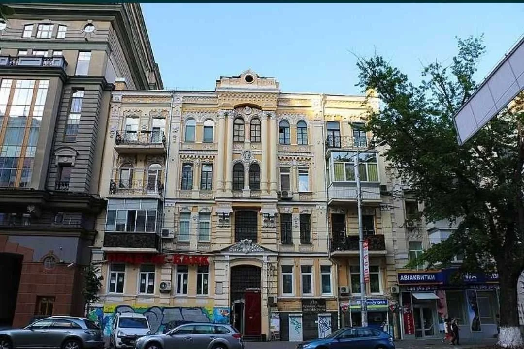 продаж 3-к квартира Київ, Печерський, 149000 $