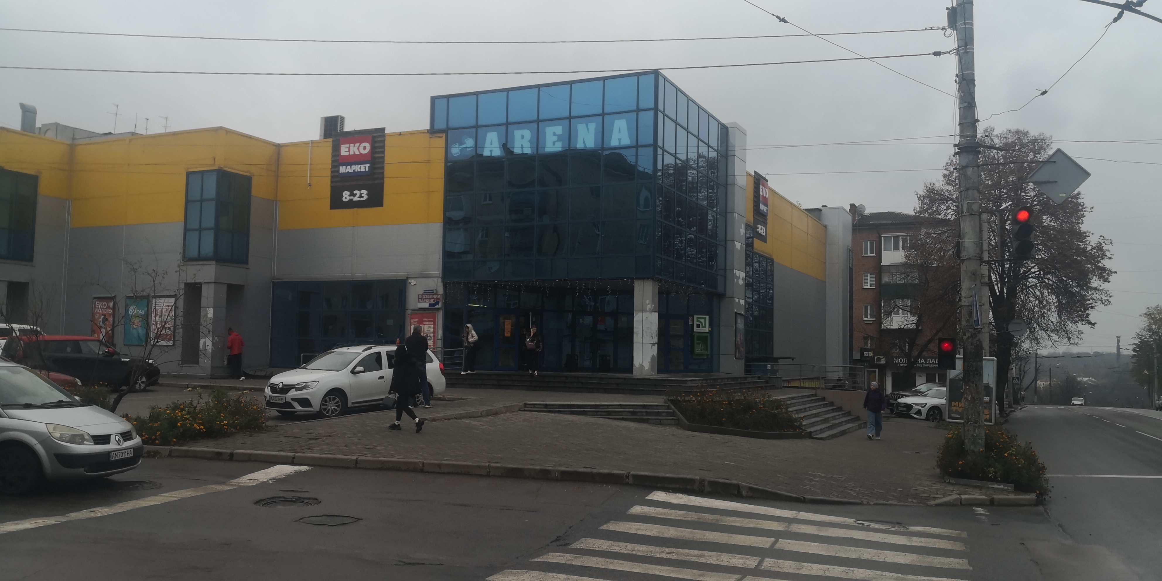 Житомир, вул. М. Бердичівська, 2/7 (ЕКО-маркет), приміщення 19 м2