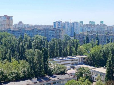 Готовы по программам! Продам 3х комн. квартиру на Крымском бульваре