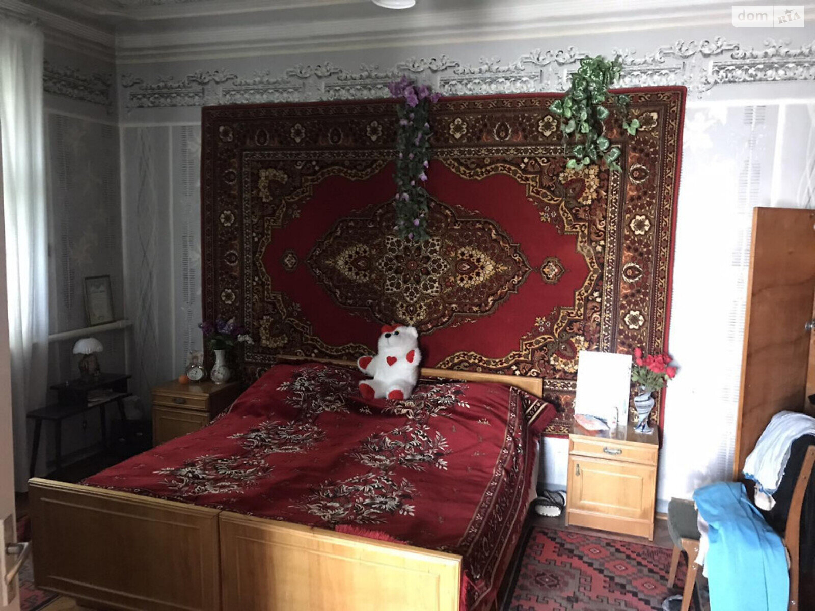 Продаж добротного цегляного будинку у с. Верхні Станівці, Вижницького району Чернівецької області