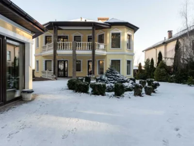 продаж 10-к будинок Києво-Святошинський, Стоянка, 799000 $