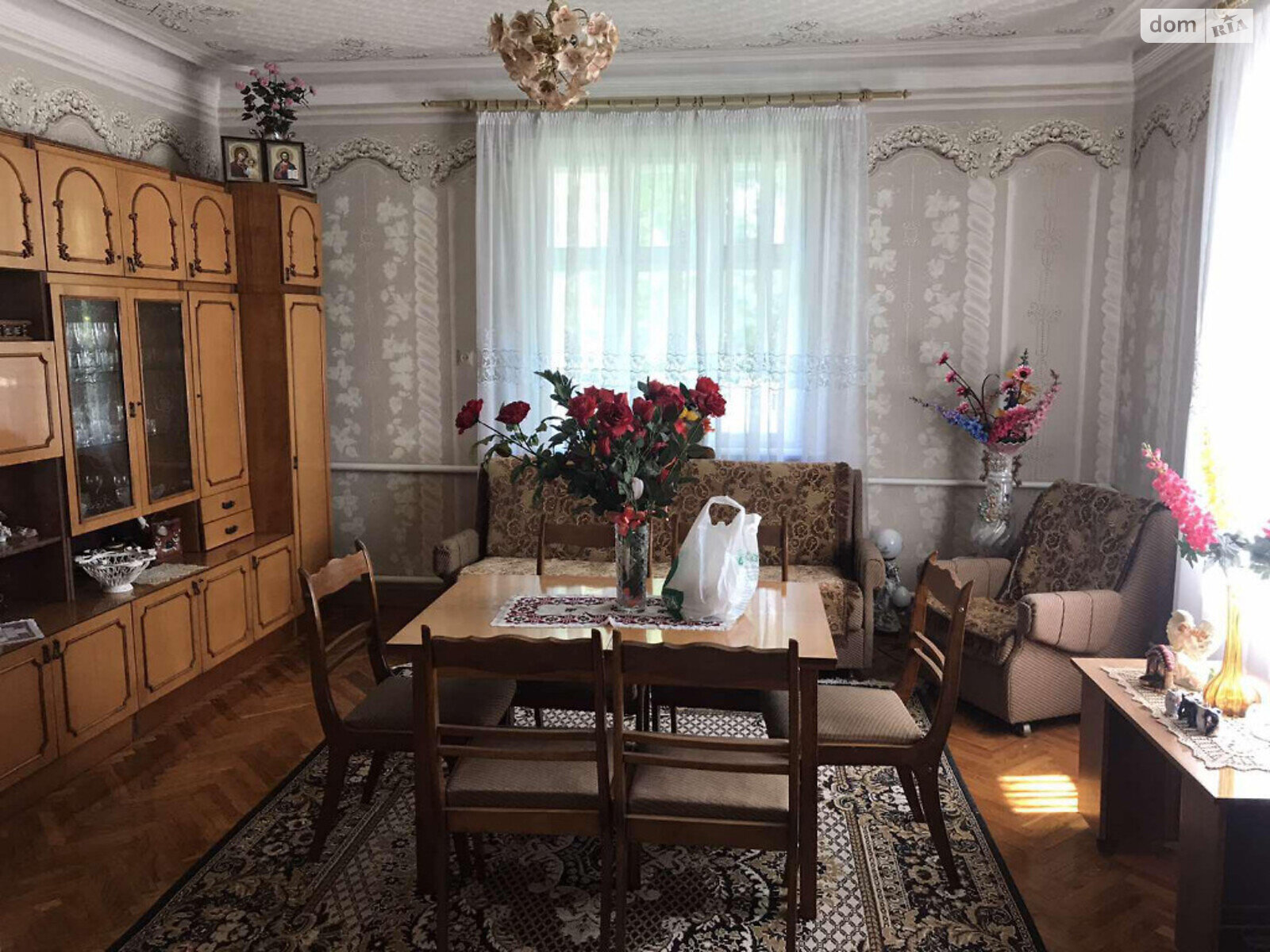 Продаж добротного цегляного будинку у с. Верхні Станівці, Вижницького району Чернівецької області