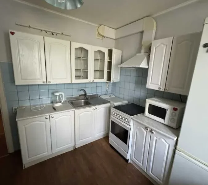 продаж 1-к квартира Київ, Дніпровський, 37000 $