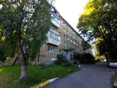 продаж 2-к квартира Києво-Святошинський, Ірпінь, 37000 $