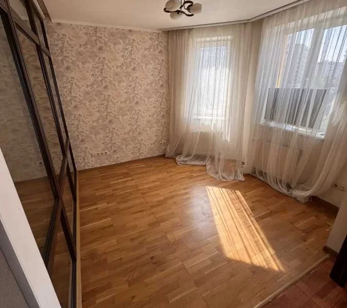 продаж 1-к квартира Києво-Святошинський, Софіївська Борщагівка, 64999 $